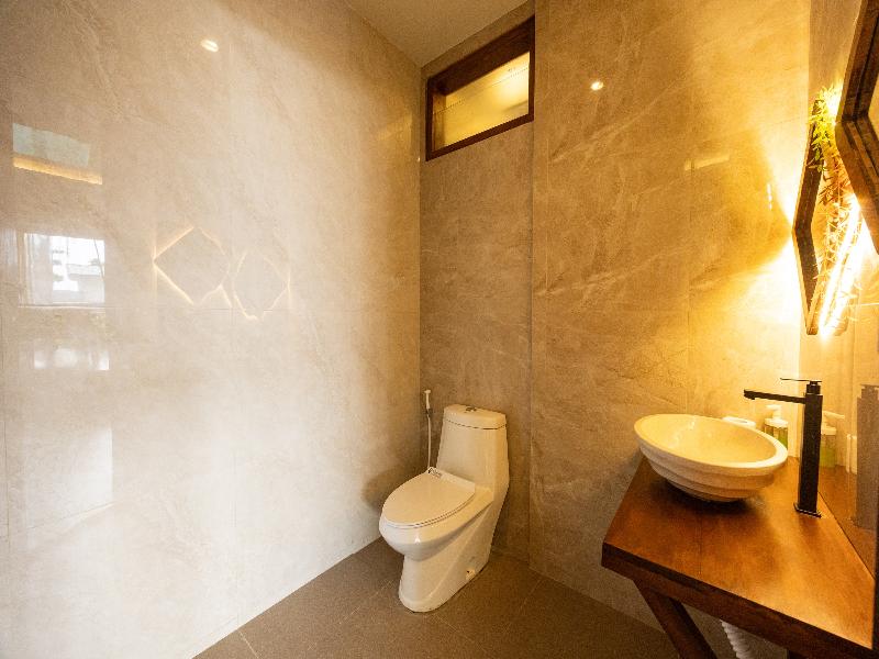 The Ocean Views Luxury Villas & Apartment by ZUZU image