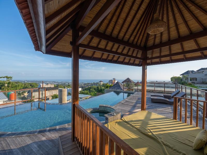The Ocean Views Luxury Villas & Apartment by ZUZU image