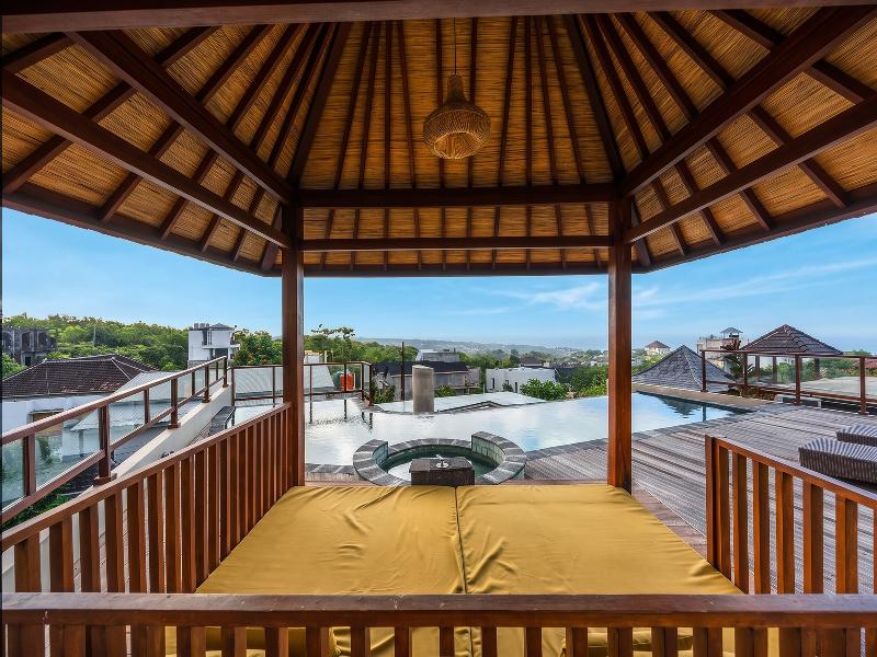 The Ocean Views Luxury Villas & Apartment by ZUZU image