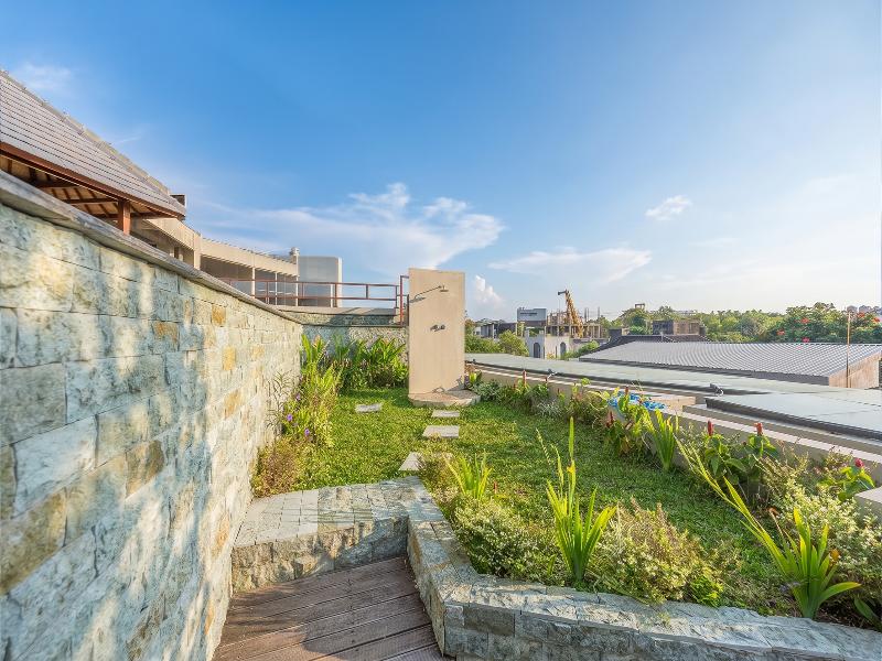 The Ocean Views Luxury Villas & Apartment by ZUZU image