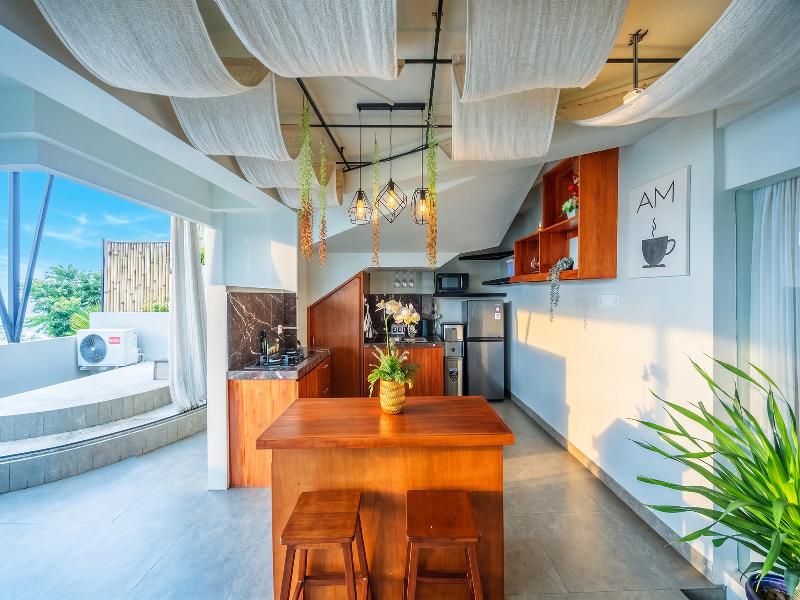The Ocean Views Luxury Villas & Apartment by ZUZU image
