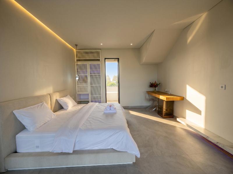 The Ocean Views Luxury Villas & Apartment by ZUZU image