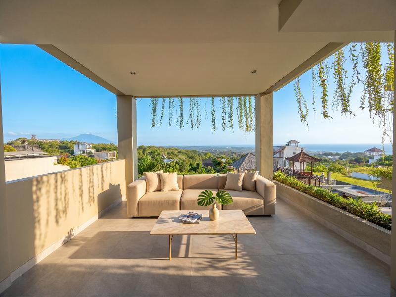 The Ocean Views Luxury Villas & Apartment by ZUZU image