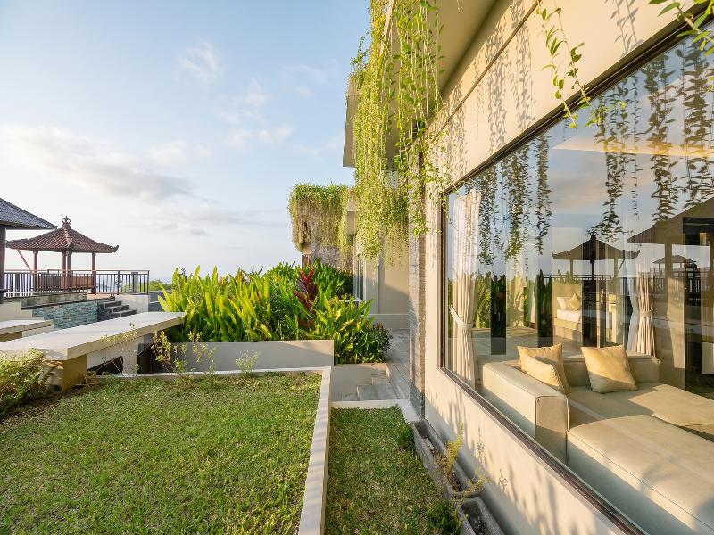 The Ocean Views Luxury Villas & Apartment by ZUZU image
