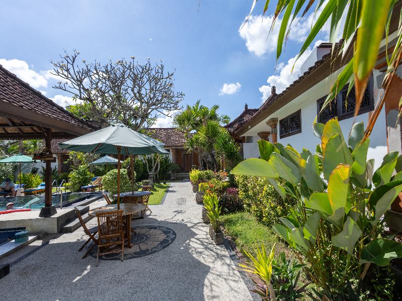 Hotel Sinar Bali Legian by ZUZU image
