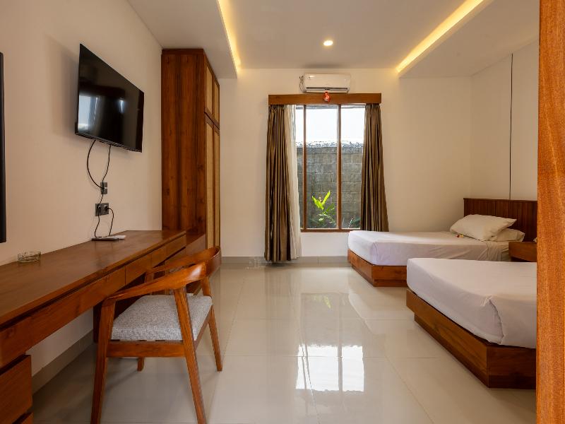 Hotel Sinar Bali Legian by ZUZU image