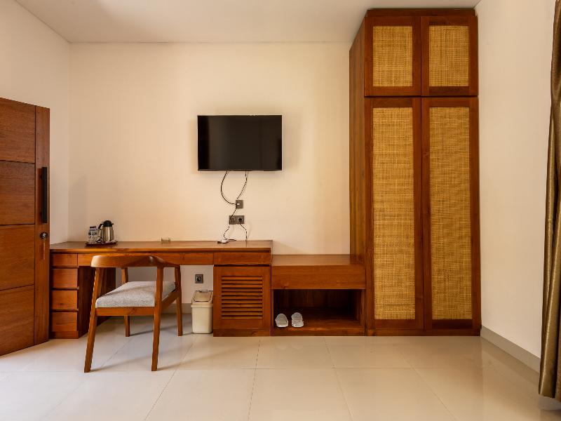 Hotel Sinar Bali Legian by ZUZU image