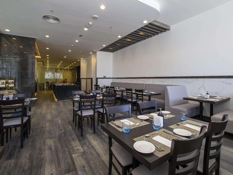 TIME Onyx Hotel Apartments image