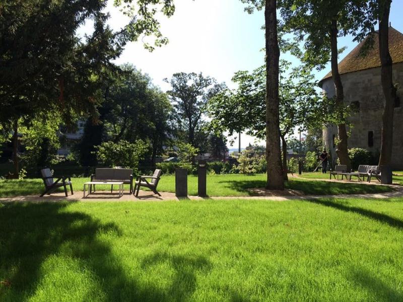 Les Jardins Du Mess image