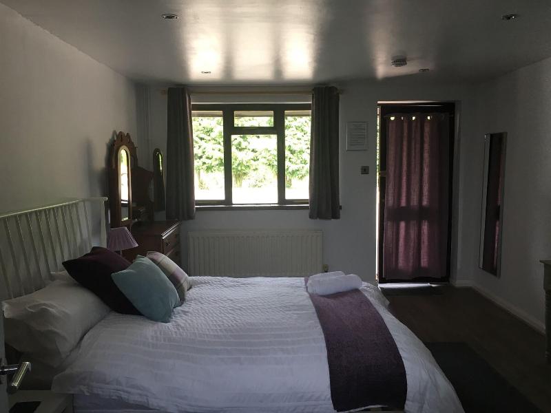 Pinewood Lodge image