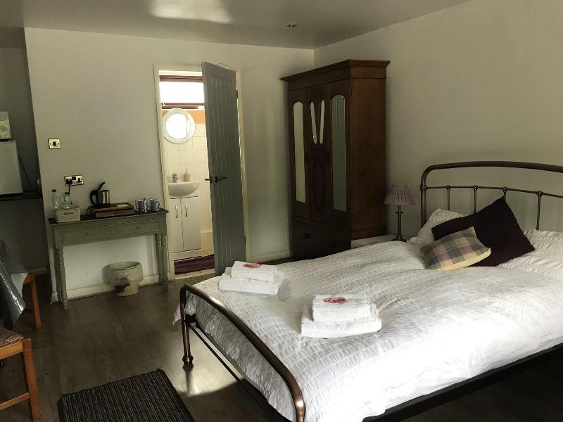 Pinewood Lodge image