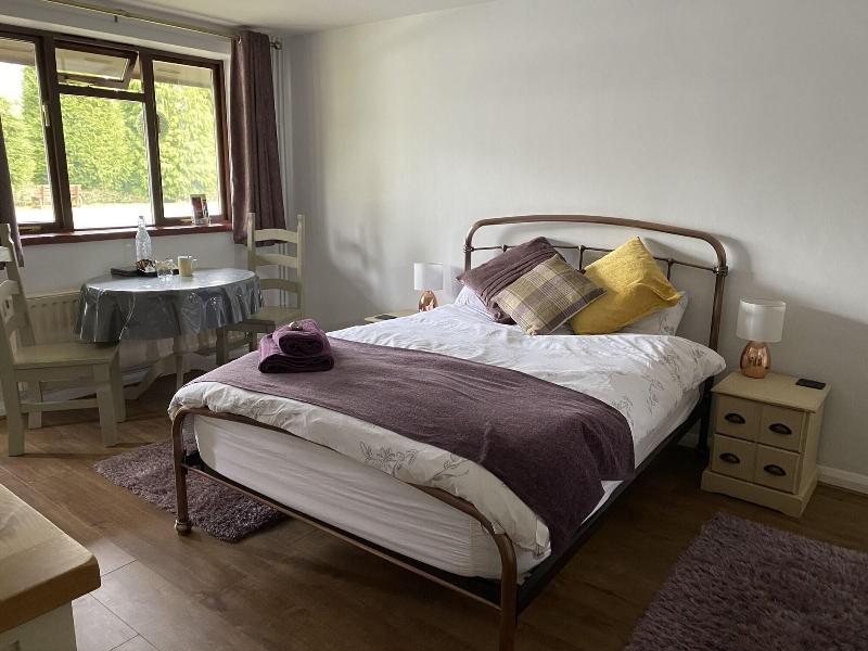 Pinewood Lodge image