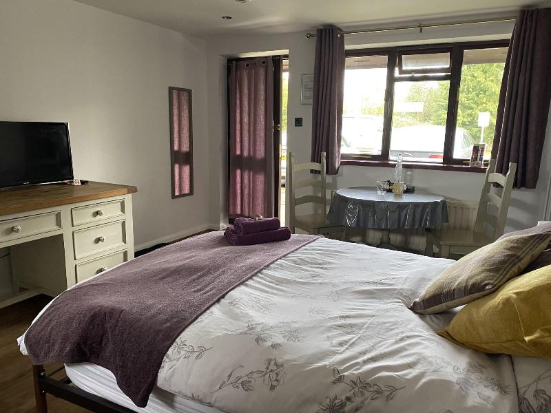 Pinewood Lodge image