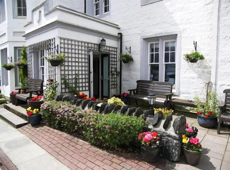 The Grey Gull Hotel image