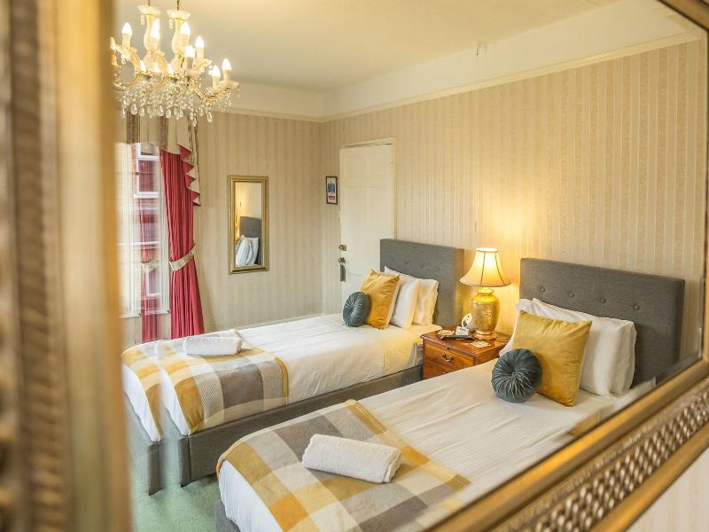Beaufort Lodge image