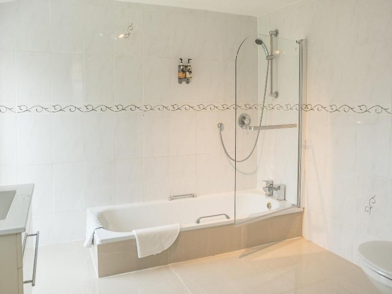 Beaufort Lodge image