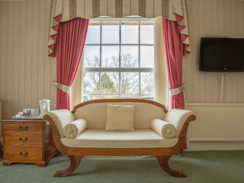 Beaufort Lodge image