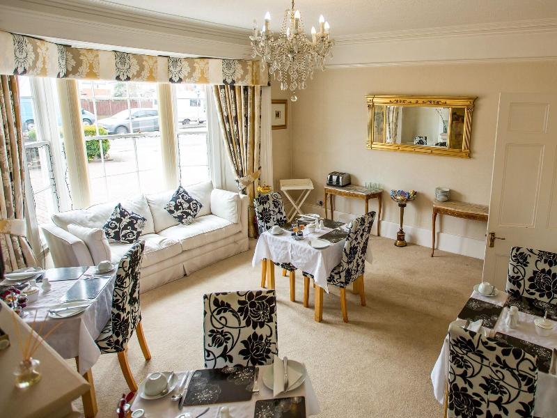 Beaufort Lodge image