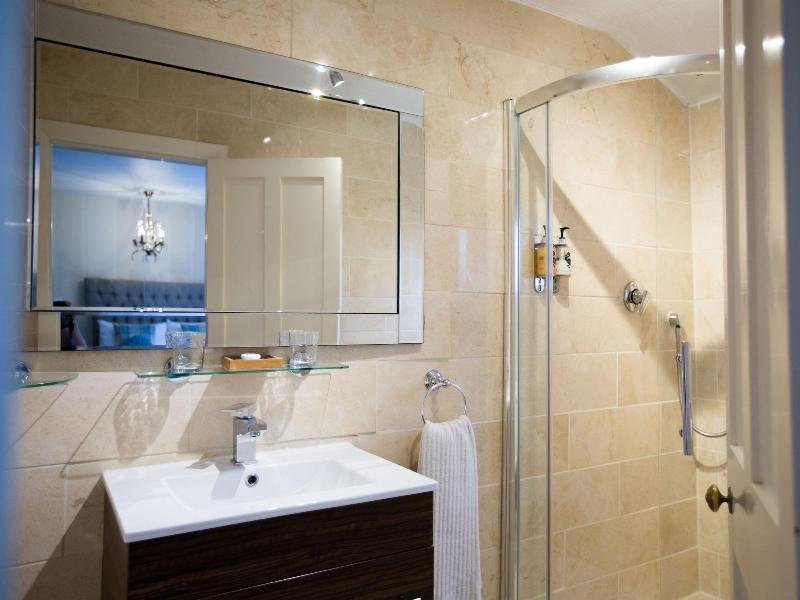 Beaufort Lodge image