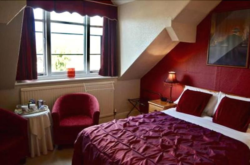 St George's Hotel image