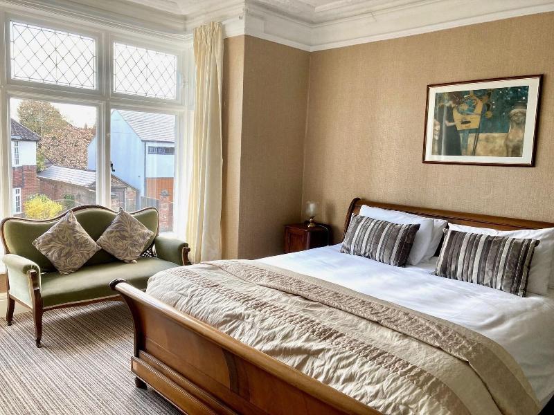 St George's Hotel image