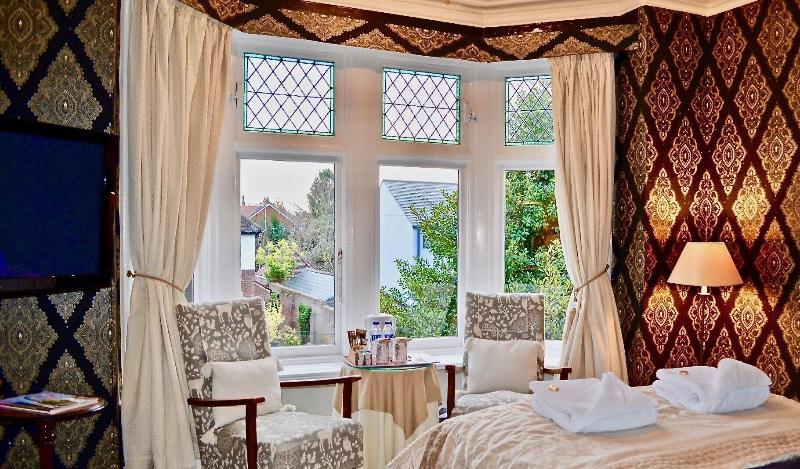 St George's Hotel image