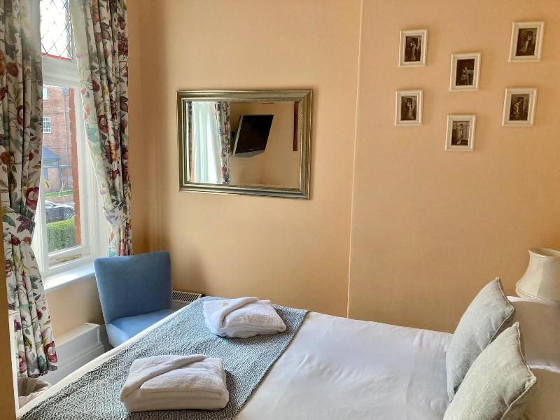 St George's Hotel image