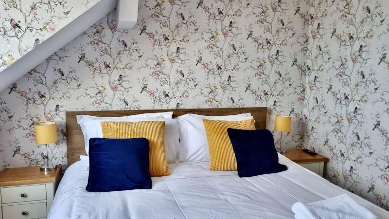 St George's Hotel image