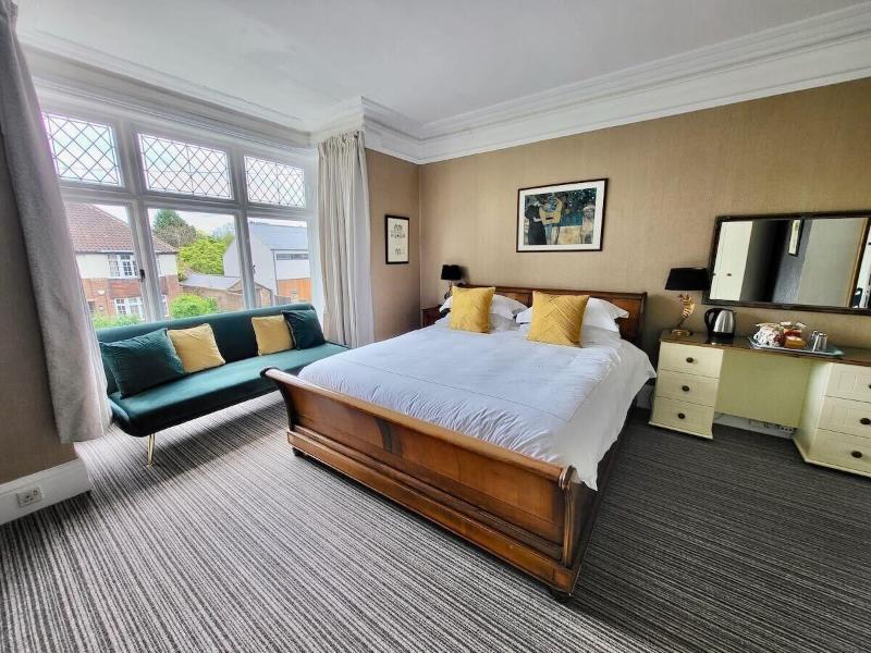 St George's Hotel image