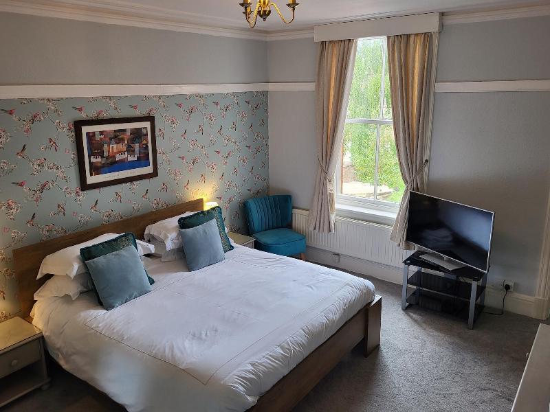 St George's Hotel image