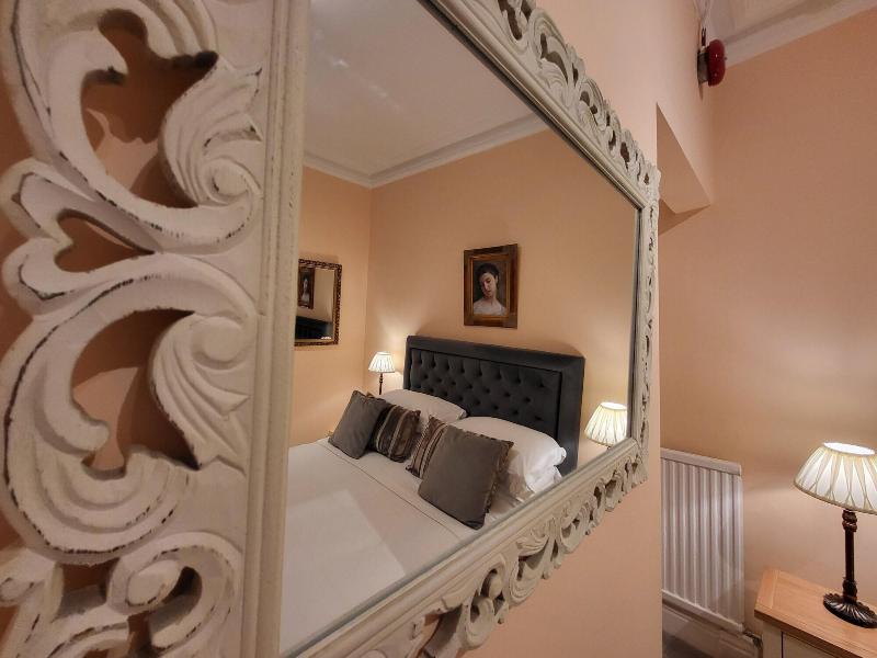 St George's Hotel image