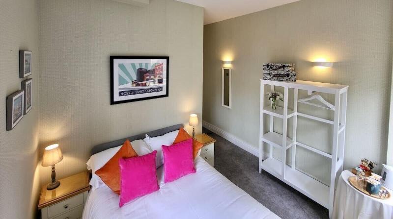 St George's Hotel image