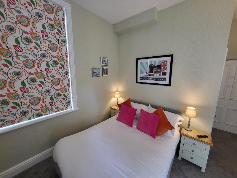 St George's Hotel image