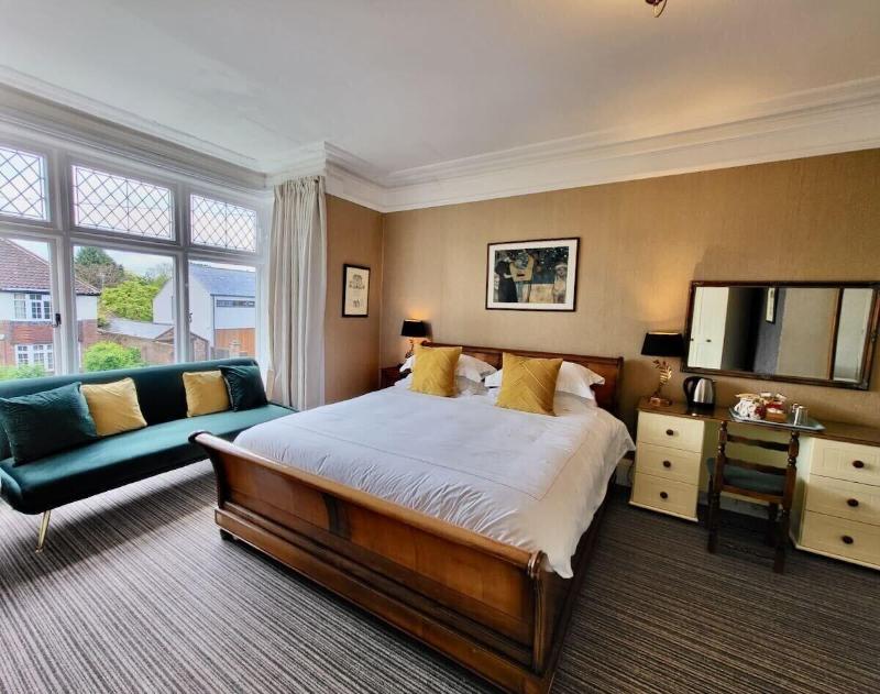 St George's Hotel image
