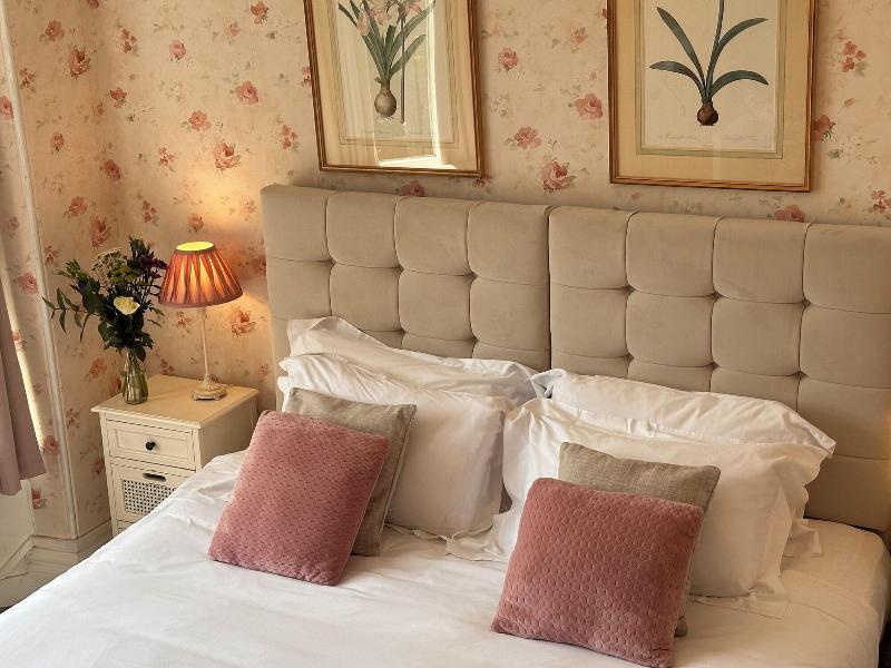 St George's Hotel image