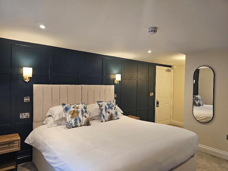 St George's Hotel image