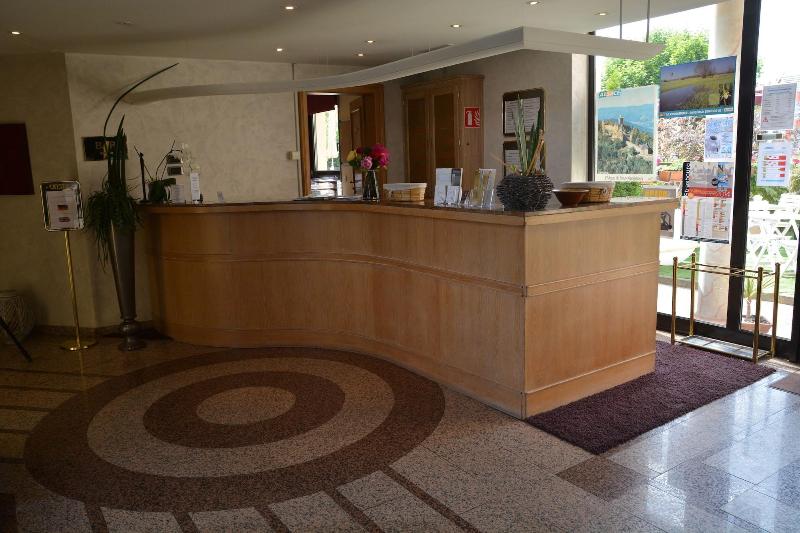 Hotel - Restaurant Crystal image