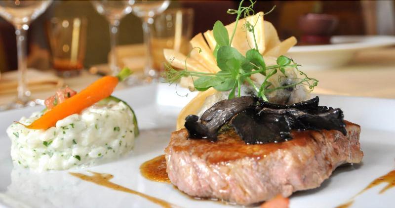 Hotel - Restaurant Crystal image