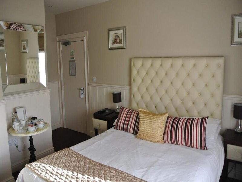 The Blue Boar image