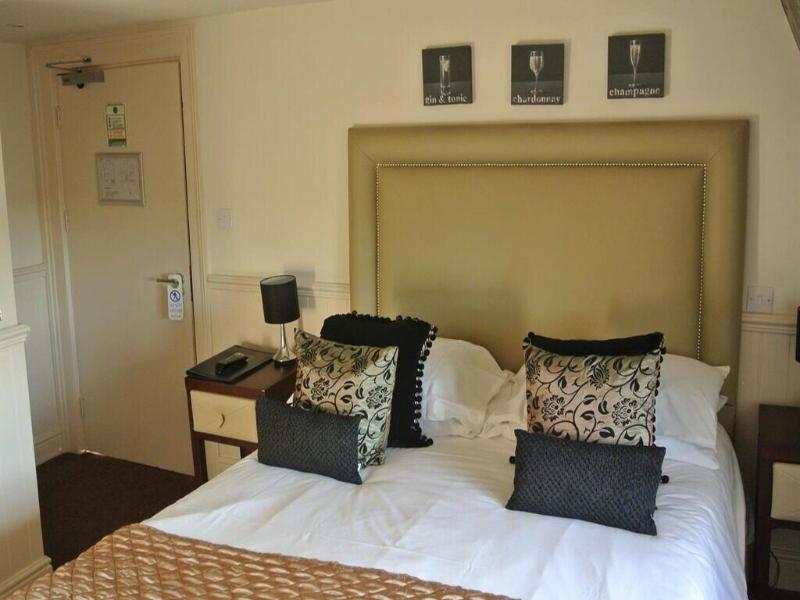 The Blue Boar image