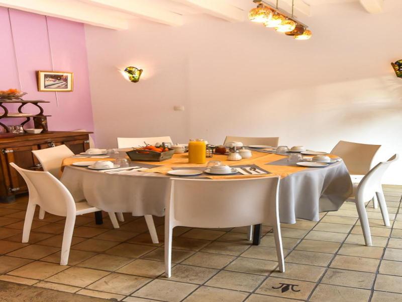 Le Jardin Des Roches image