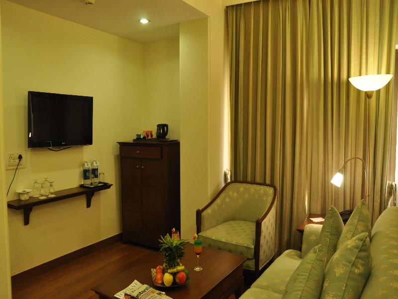 Le Lac Sarovar Portico image