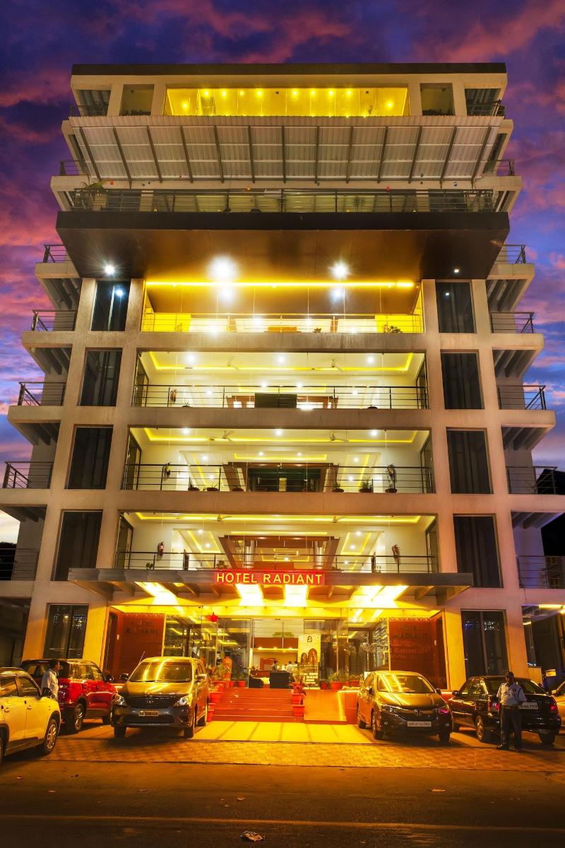 Hotel Radiant — general view