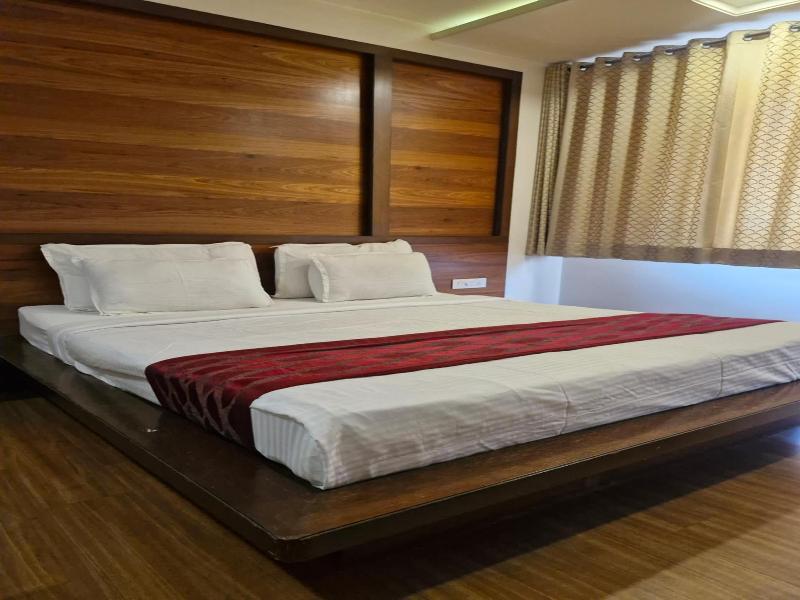 Hotel Radiant image