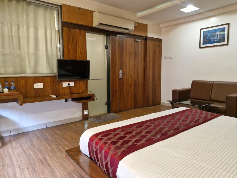 Hotel Radiant image