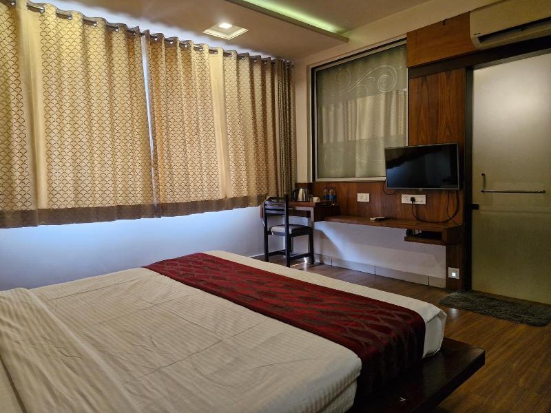 Hotel Radiant image