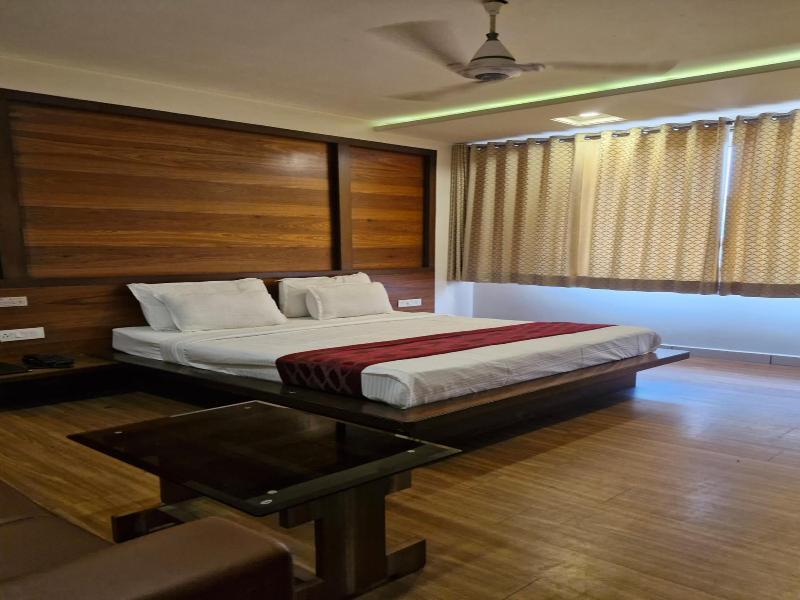 Hotel Radiant image