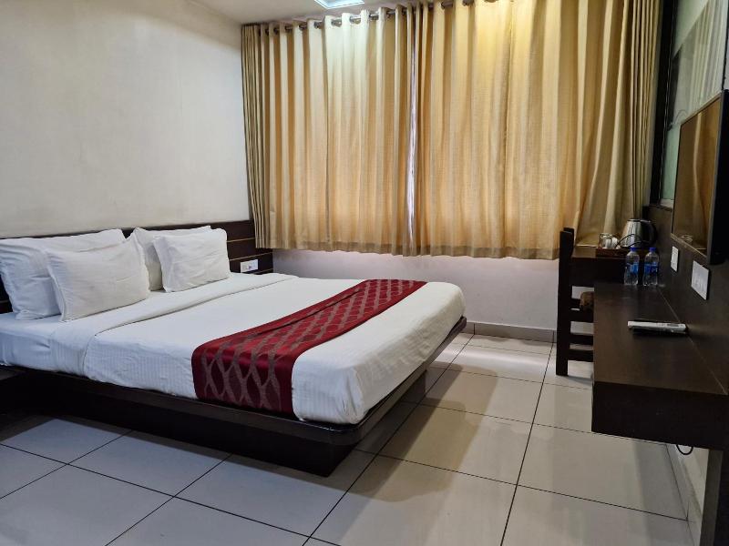 Hotel Radiant image