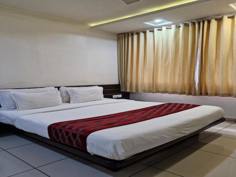 Hotel Radiant image