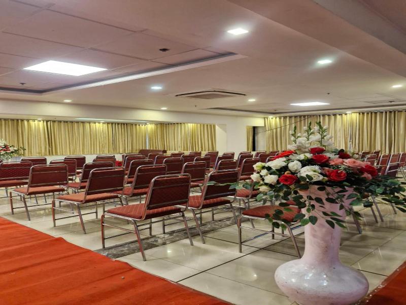 Hotel Radiant image